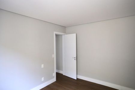 Apartamento à venda com 98m², 3 quartos e 2 vagasQuarto 3