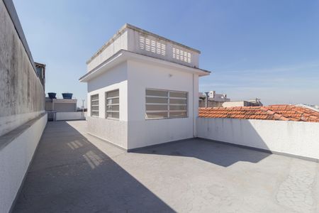 Casa à venda com 188m², 2 quartos e sem vaga Casa à venda com 188m², 2 quartos e sem vagaVaranda