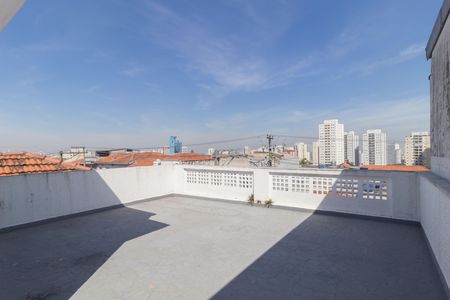 Casa à venda com 188m², 2 quartos e sem vaga Casa à venda com 188m², 2 quartos e sem vagaVaranda