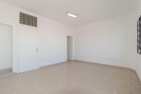 Casa à venda com 188m², 2 quartos e sem vaga Casa à venda com 188m², 2 quartos e sem vagaQuarto 1