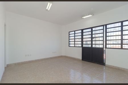 Casa à venda com 188m², 2 quartos e sem vaga Casa à venda com 188m², 2 quartos e sem vagaQuarto 1
