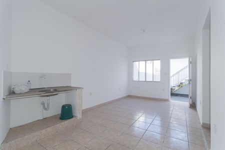 Casa à venda com 188m², 2 quartos e sem vaga Casa à venda com 188m², 2 quartos e sem vagaCozinha