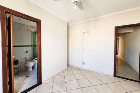 Casa à venda com 150m², 4 quartos e 3 vagasSuíte
