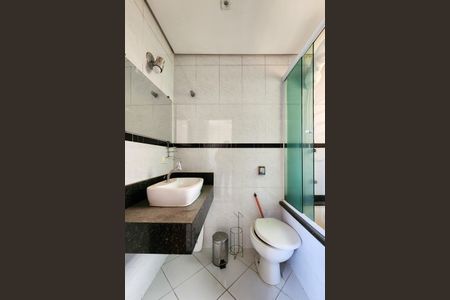 Casa à venda com 150m², 4 quartos e 3 vagasBanheiro da Suíte