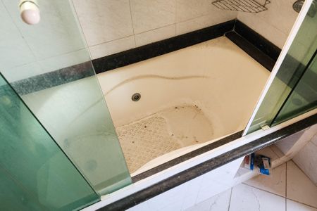 Casa à venda com 150m², 4 quartos e 3 vagasBanheiro da Suíte