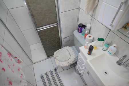 Apartamento à venda com 47m², 2 quartos e 1 vaga Apartamento à venda com 47m², 2 quartos e 1 vagaBanheiro