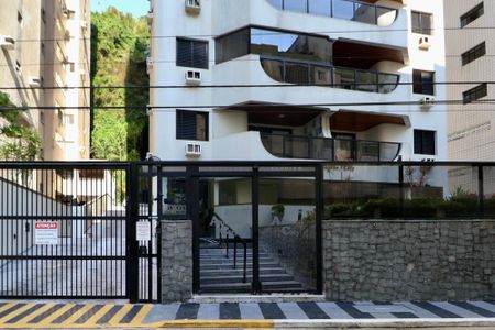 Apartamento para alugar com 104m², 3 quartos e 2 vagasFachada