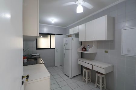 Apartamento para alugar com 104m², 3 quartos e 2 vagasCozinha