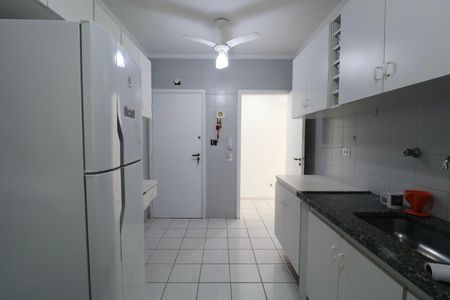 Apartamento para alugar com 104m², 3 quartos e 2 vagasCozinha