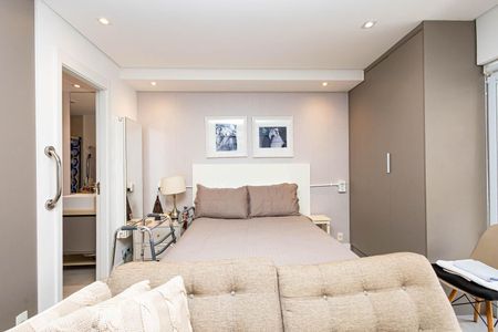 Studio à venda com 47m², 1 quarto e 1 vaga Studio à venda com 47m², 1 quarto e 1 vagaStudio