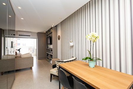 Studio à venda com 47m², 1 quarto e 1 vaga Studio à venda com 47m², 1 quarto e 1 vagaStudio