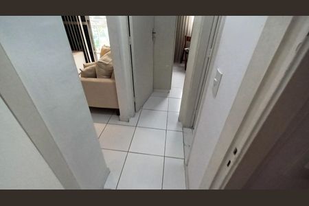 Apartamento à venda com 65m², 2 quartos e 1 vagaCorredor