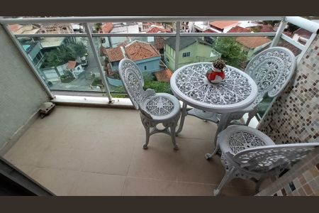 Apartamento à venda com 65m², 2 quartos e 1 vagaVaranda