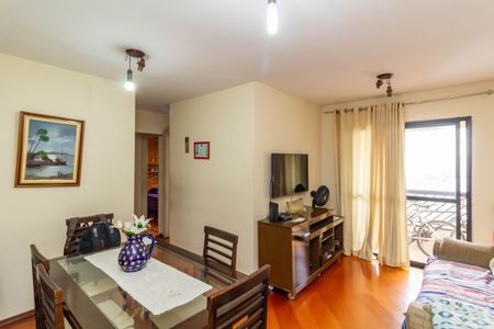 Apartamento à venda com 75m², 3 quartos e 1 vagaSala