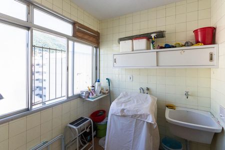 Apartamento à venda com 105m², 3 quartos e 1 vagaÁrea de Serviço