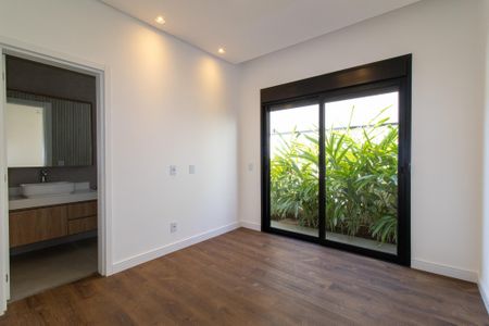 Casa de condomínio à venda com 240m², 3 quartos e 4 vagasSuíte 3