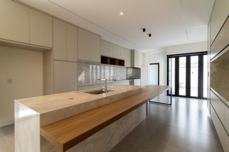 Casa de condomínio à venda com 240m², 3 quartos e 4 vagasCozinha