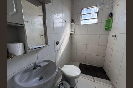 Casa à venda com 80m², 2 quartos e 1 vagaBanheiro 2