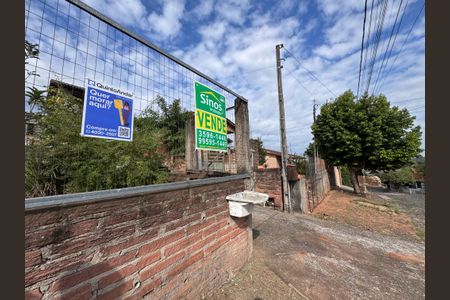 Casa à venda com 80m², 2 quartos e 1 vagaPlaca 