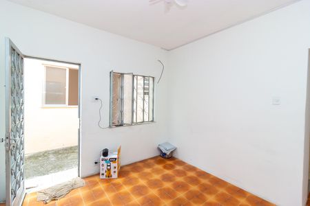 Casa para alugar com 50m², 1 quarto e sem vaga Casa para alugar com 50m², 1 quarto e sem vagaSala