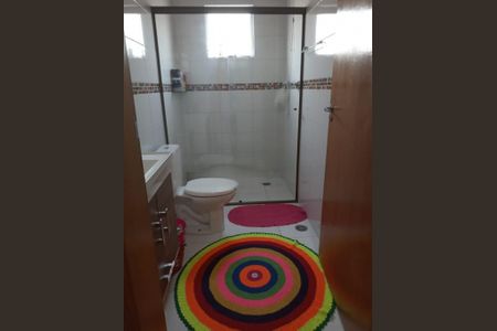 Casa à venda com 3 quartos, 160m² em Vila Brasilina, São Paulo