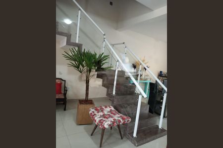 Casa à venda com 3 quartos, 160m² em Vila Brasilina, São Paulo