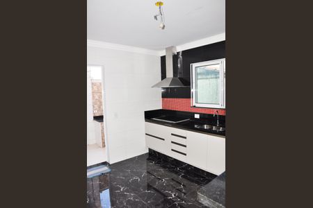 Casa à venda com 180m², 4 quartos e 4 vagasDetalhe - Cozinha Americana