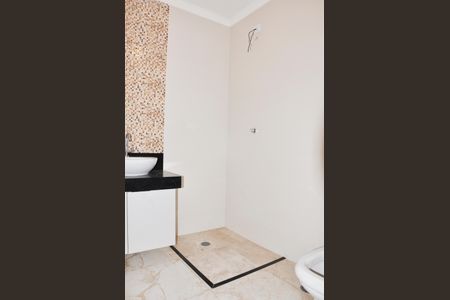 Casa à venda com 180m², 4 quartos e 4 vagasDetalhe - Suíte