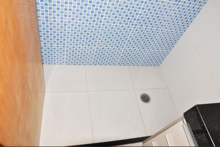 Casa à venda com 180m², 4 quartos e 4 vagasDetalhe - Suíte