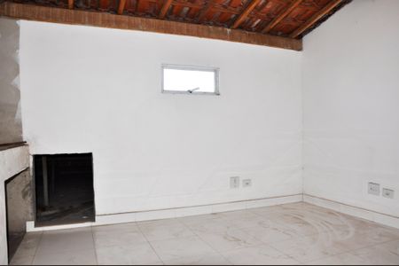Casa à venda com 180m², 4 quartos e 4 vagasDetalhe - Souton