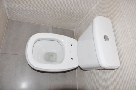 Casa à venda com 180m², 4 quartos e 4 vagasDetalhe - Lavabo