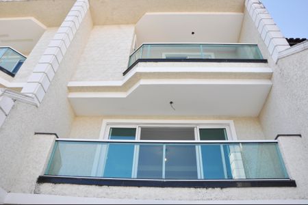 Casa à venda com 180m², 4 quartos e 4 vagasDetalhe - Fachada do Imóvel