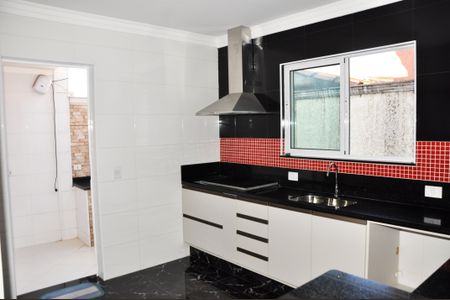 Casa à venda com 180m², 4 quartos e 4 vagasDetalhe - Cozinha Americana