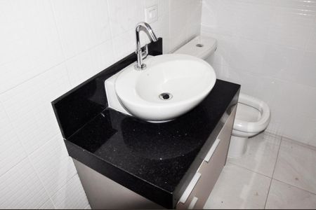 Casa à venda com 180m², 4 quartos e 4 vagasDetalhe - Suíte