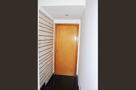 Casa à venda com 180m², 4 quartos e 4 vagasDetalhe - Hall entada