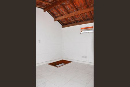 Casa à venda com 180m², 4 quartos e 4 vagasDetalhe - Souton