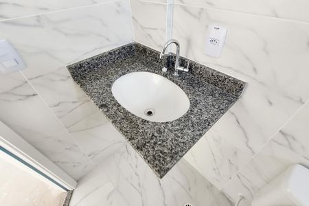 Apartamento à venda com 56m², 2 quartos e sem vagaBanheiro 2