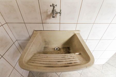 Casa para alugar com 80m², 2 quartos e sem vagaÁrea de Serviço