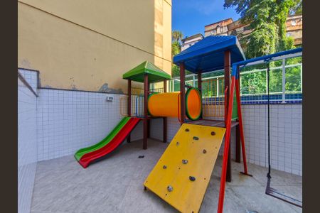 Apartamento à venda com 63m², 2 quartos e 1 vaga Apartamento à venda com 63m², 2 quartos e 1 vagaÁrea comum - Playground