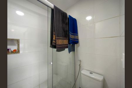 Apartamento à venda com 63m², 2 quartos e 1 vaga Apartamento à venda com 63m², 2 quartos e 1 vagaBanheiro da Suíte