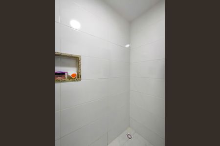 Apartamento à venda com 63m², 2 quartos e 1 vaga Apartamento à venda com 63m², 2 quartos e 1 vagaBanheiro da Suíte