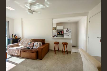 Apartamento à venda com 63m², 2 quartos e 1 vaga Apartamento à venda com 63m², 2 quartos e 1 vagaSala