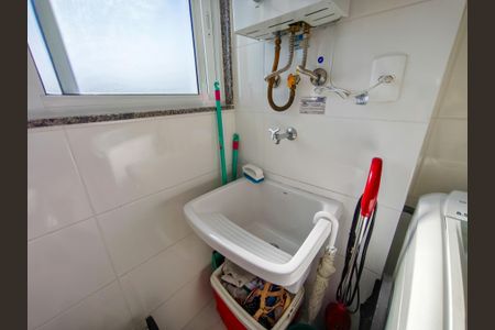 Apartamento à venda com 63m², 2 quartos e 1 vaga Apartamento à venda com 63m², 2 quartos e 1 vagaÁrea de Serviço