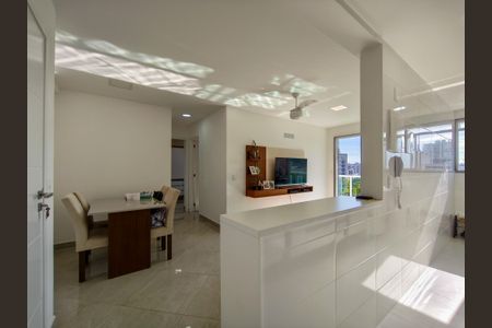 Apartamento à venda com 63m², 2 quartos e 1 vaga Apartamento à venda com 63m², 2 quartos e 1 vagaCozinha