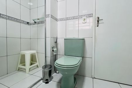 Casa para alugar com 342m², 5 quartos e 5 vagasBanheiro 1