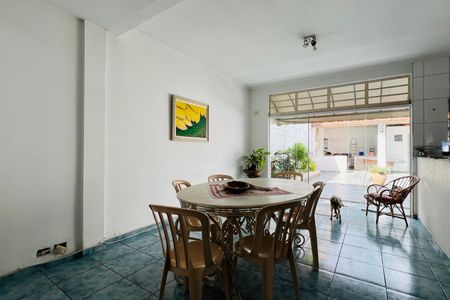 Casa para alugar com 342m², 5 quartos e 5 vagasCozinha