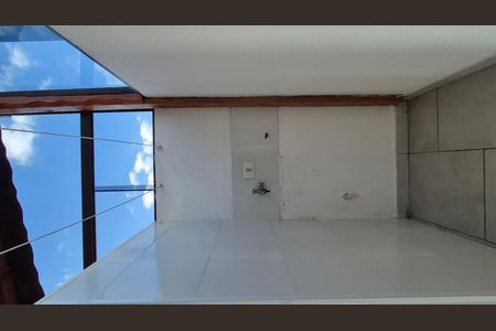 Apartamento para alugar com 100m², 2 quartos e 1 vaga Apartamento para alugar com 100m², 2 quartos e 1 vagaÁrea de serviço