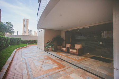 Apartamento à venda com 113m², 3 quartos e 3 vagas Apartamento à venda com 113m², 3 quartos e 3 vagasHall de Entrada