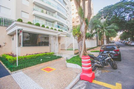 Apartamento à venda com 113m², 3 quartos e 3 vagas Apartamento à venda com 113m², 3 quartos e 3 vagasFachada