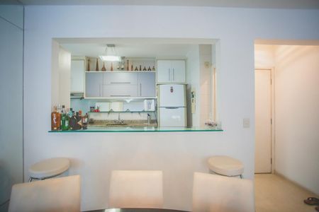 Apartamento à venda com 113m², 3 quartos e 3 vagas Apartamento à venda com 113m², 3 quartos e 3 vagasCozinha